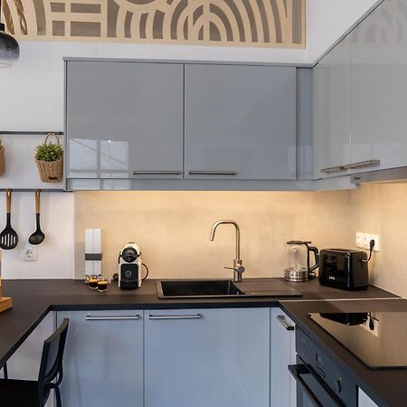 Central Suites Aegina 2 Экстерьер фото
